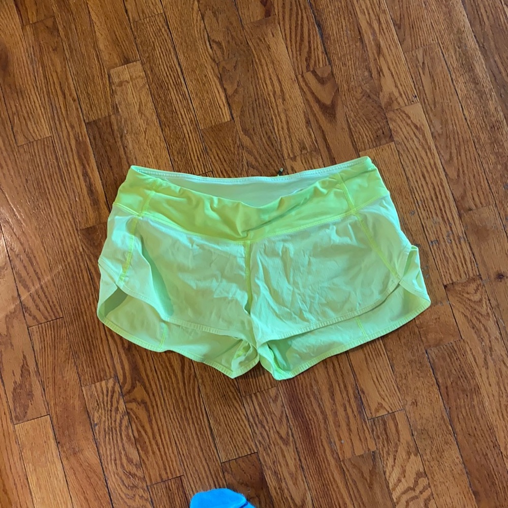 Lululemon size 8 shorts